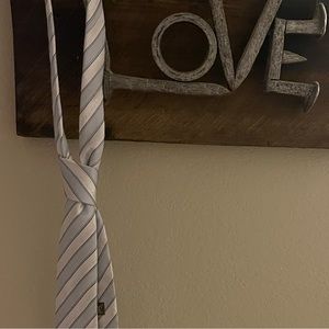 Rare Color Blue Louis Vuitton Mens Tie. Monogrammed throughout. Silk